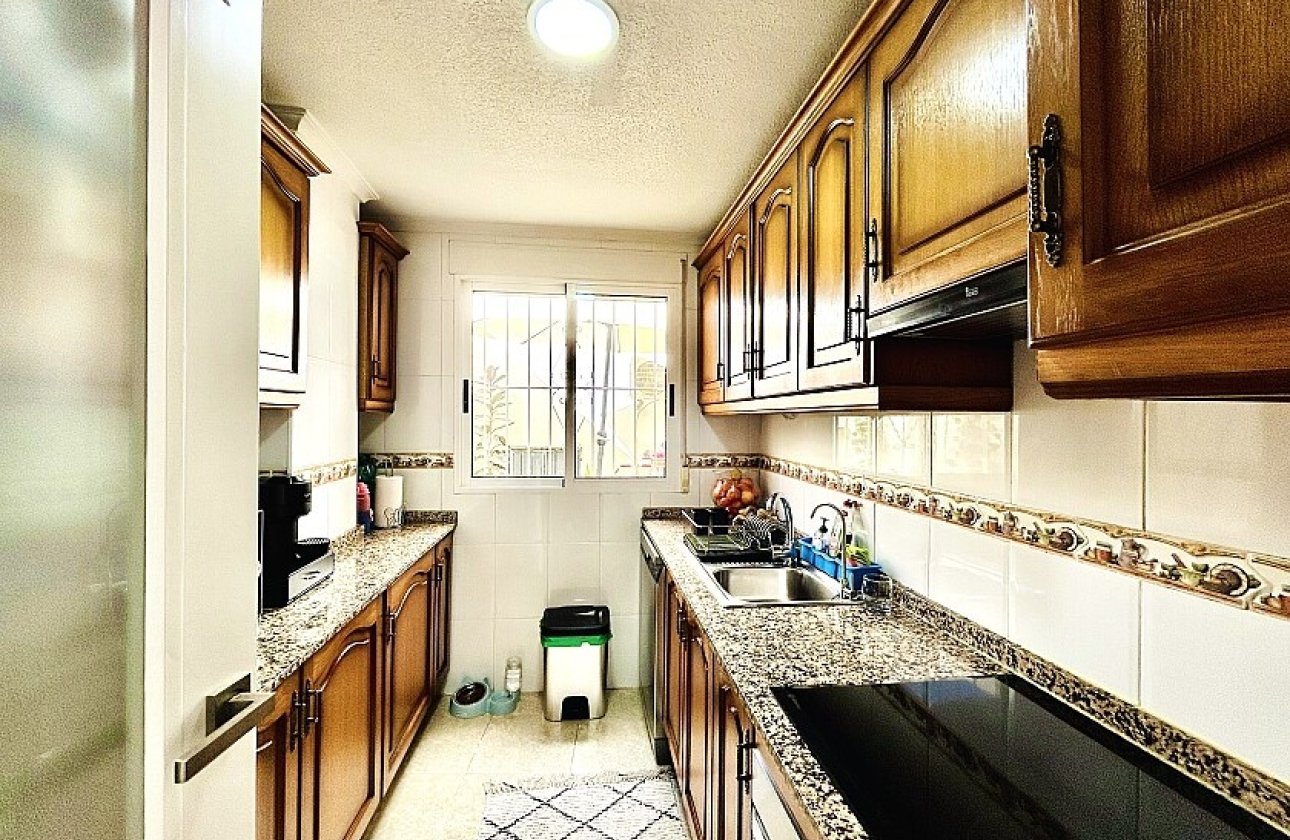 Resale - Apartment / flat - Torrevieja - Nueva Torrevieja