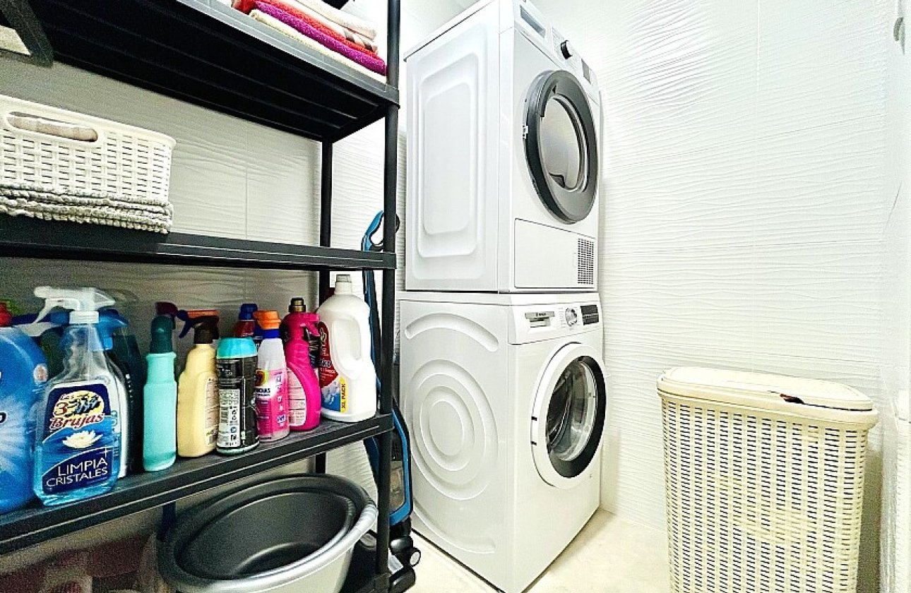 Resale - Apartment / flat - Torrevieja - Nueva Torrevieja