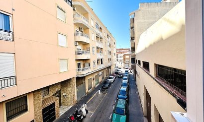 Resale - Apartment / flat - Torrevieja - Nueva Torrevieja