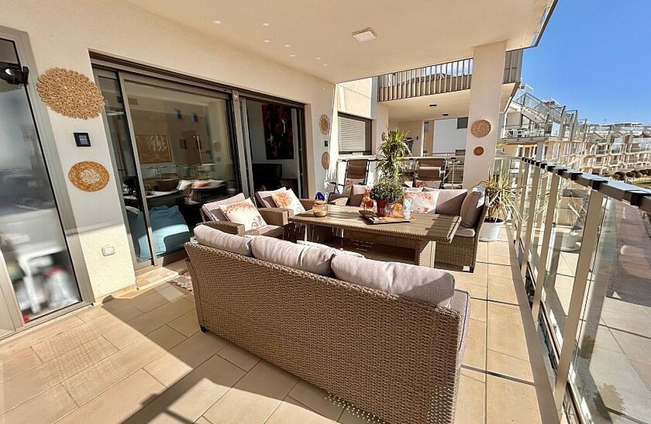 Resale - Apartment / flat - Villamartin