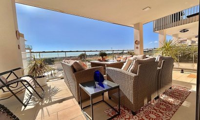 Resale - Apartment / flat - Villamartin