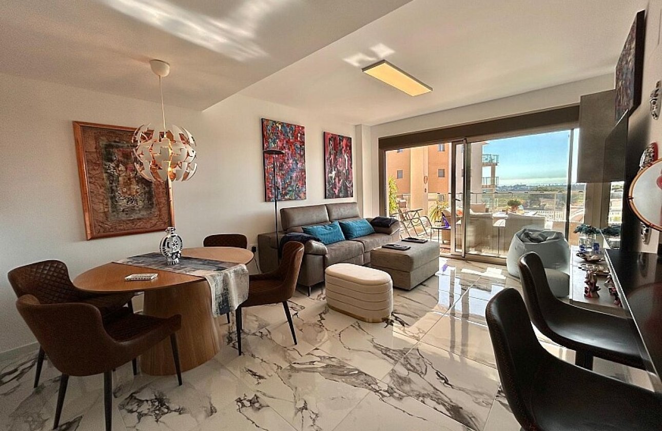 Resale - Apartment / flat - Villamartin