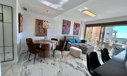 Resale - Apartment / flat - Villamartin