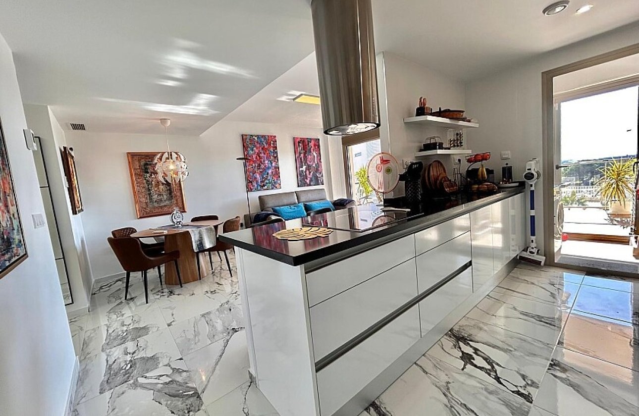 Resale - Apartment / flat - Villamartin