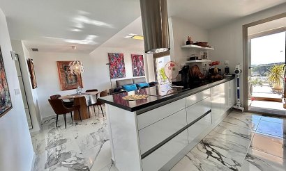 Resale - Apartment / flat - Villamartin