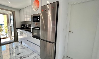 Resale - Apartment / flat - Villamartin