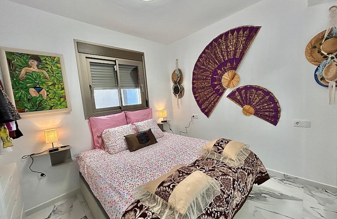 Resale - Apartment / flat - Villamartin