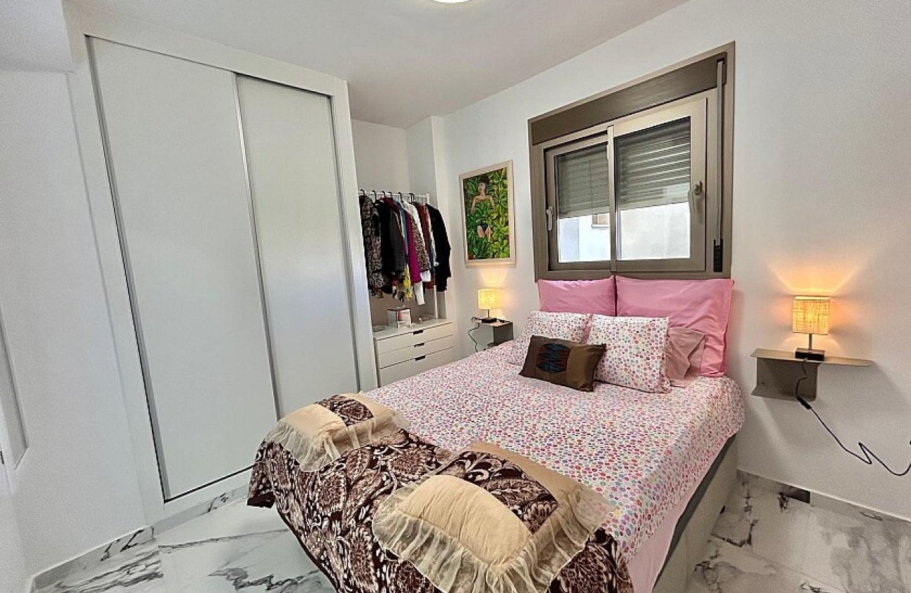 Resale - Apartment / flat - Villamartin