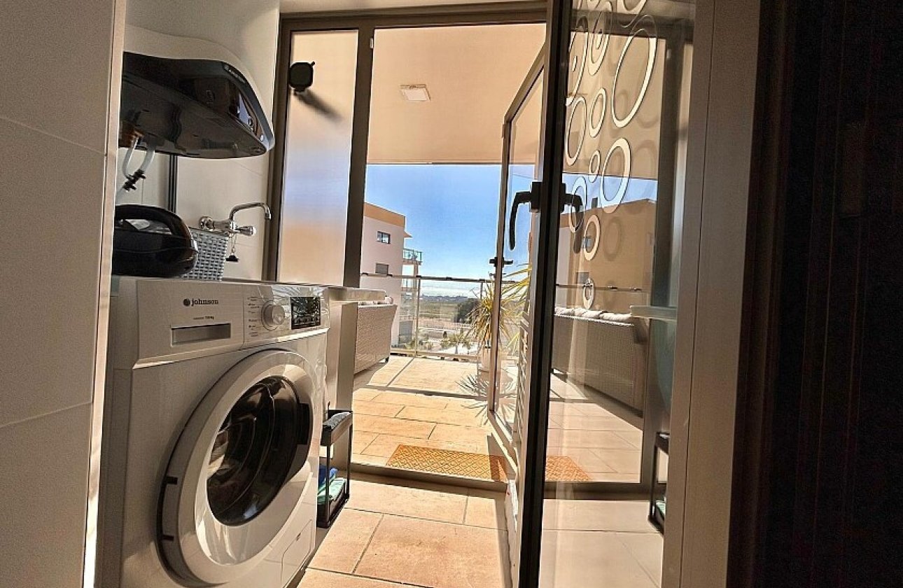 Resale - Apartment / flat - Villamartin