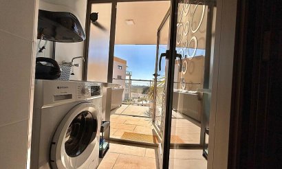 Resale - Apartment / flat - Villamartin