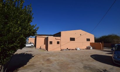 Resale - Villa - Los Montesinos