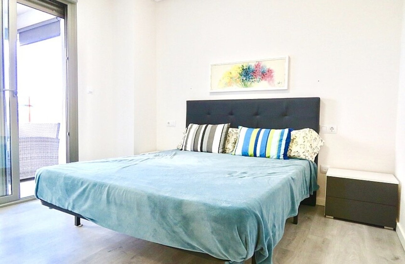 Resale - Apartment / flat - Orihuela Costa - Villamartín