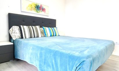 Resale - Apartment / flat - Orihuela Costa - Villamartín