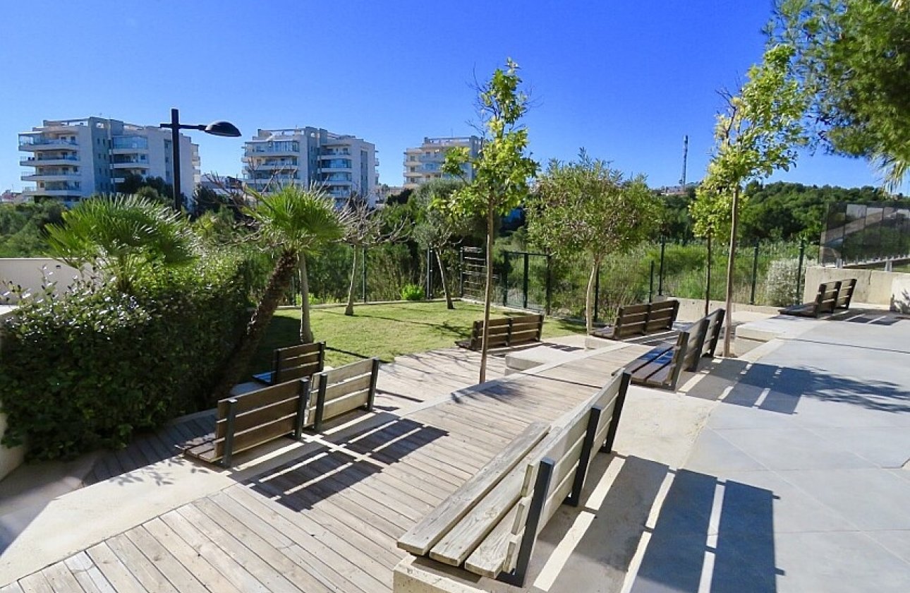 Resale - Apartment / flat - Orihuela Costa - Villamartín