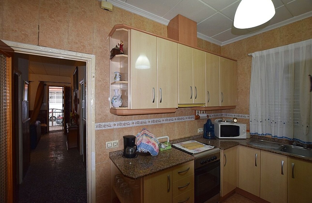 Resale - Villa - Torrevieja - Playa del Cura