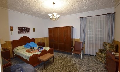 Resale - Villa - Torrevieja - Playa del Cura