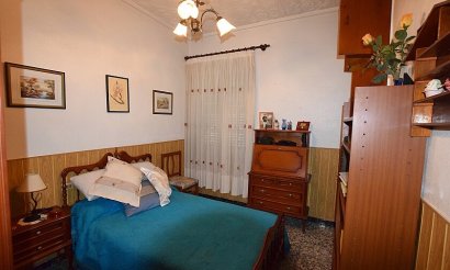 Resale - Villa - Torrevieja - Playa del Cura