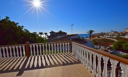 Resale - Villa - Orihuela Costa