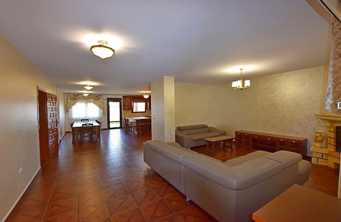 Resale - Villa - Orihuela Costa