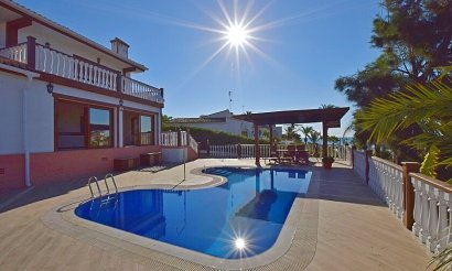 Resale - Villa - Orihuela Costa