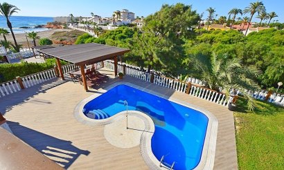 Resale - Villa - Orihuela Costa