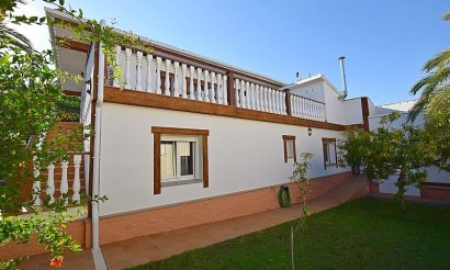 Resale - Villa - Orihuela Costa