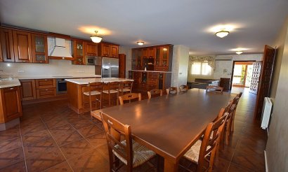 Resale - Villa - Orihuela Costa