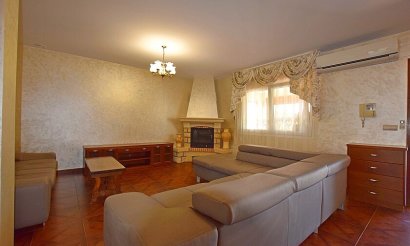 Resale - Villa - Orihuela Costa