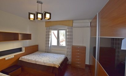 Resale - Villa - Orihuela Costa