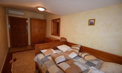 Resale - Villa - Orihuela Costa