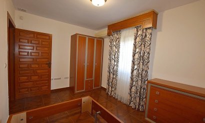 Resale - Villa - Orihuela Costa