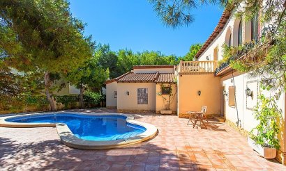 Reventa - Villa - Punta Prima