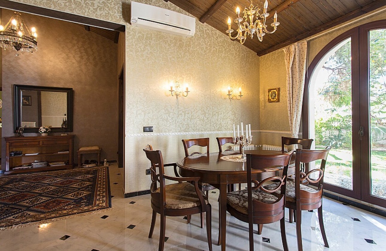 Reventa - Villa - Punta Prima