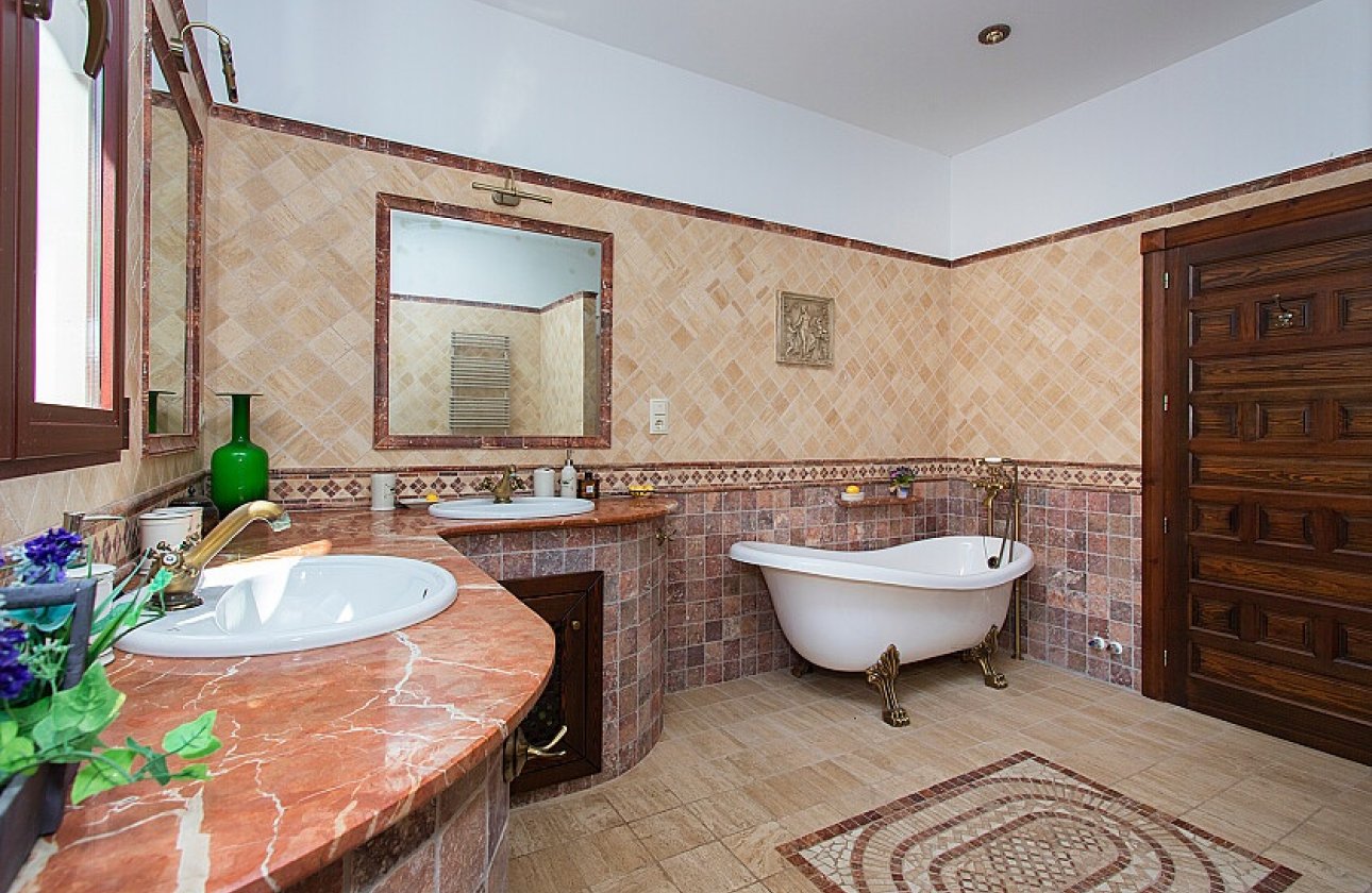 Reventa - Villa - Punta Prima