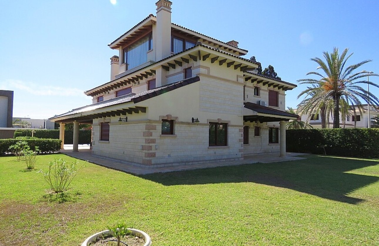 Resale - Villa - Orihuela Costa - Cabo Roig