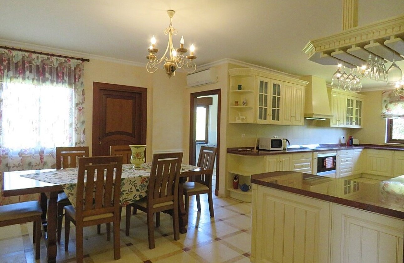 Resale - Villa - Orihuela Costa - Cabo Roig