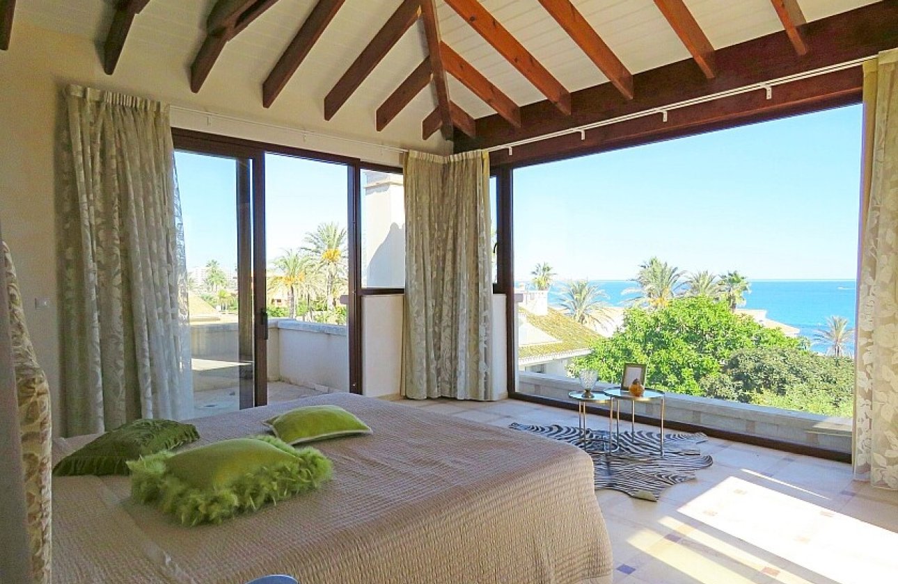 Resale - Villa - Orihuela Costa - Cabo Roig