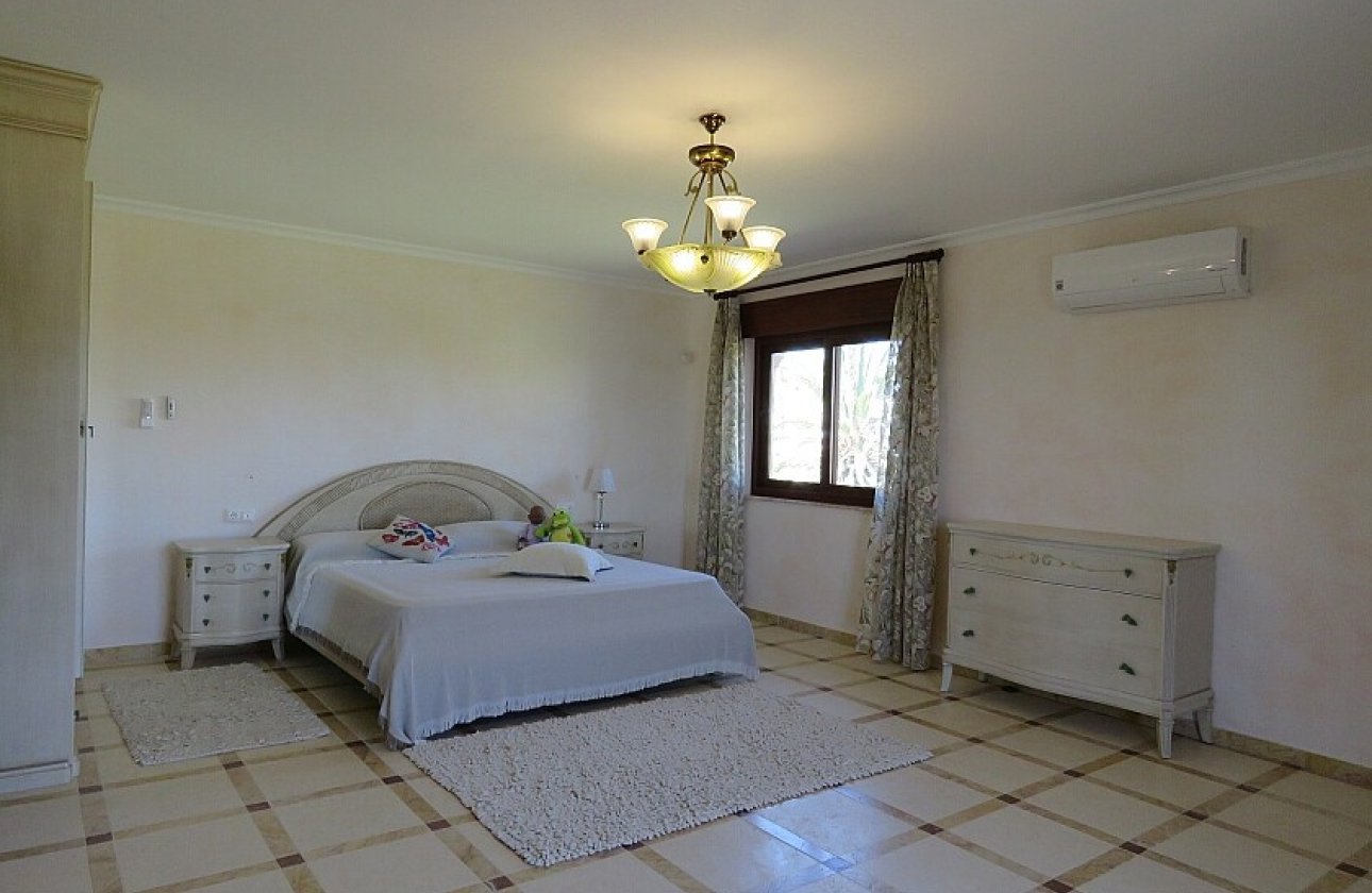Resale - Villa - Orihuela Costa - Cabo Roig