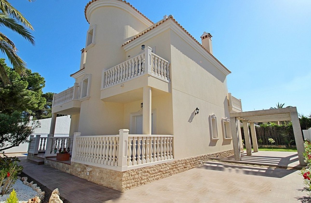 Resale - Villa - Orihuela Costa - Cabo Roig