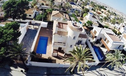 Resale - Villa - Orihuela Costa - Cabo Roig