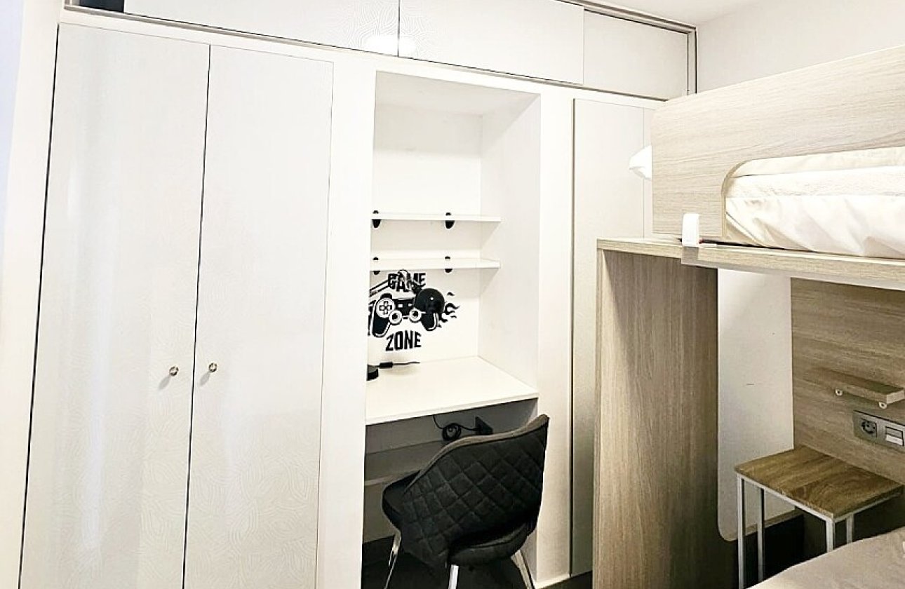 Resale - Apartment / flat - Orihuela Costa - Dehesa de campoamor