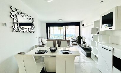 Resale - Apartment / flat - Punta Prima