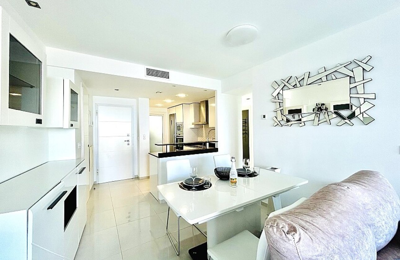 Resale - Apartment / flat - Punta Prima