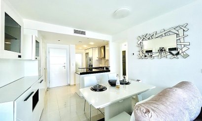 Resale - Apartment / flat - Punta Prima