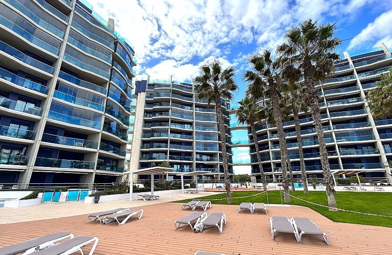 Resale - Apartment / flat - Punta Prima