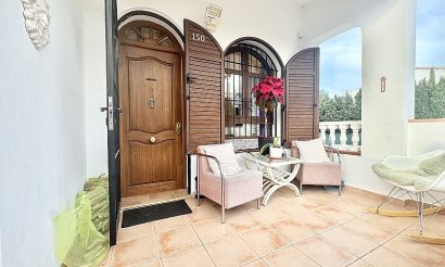 Resale - Villa - Orihuela Costa - Villamartín