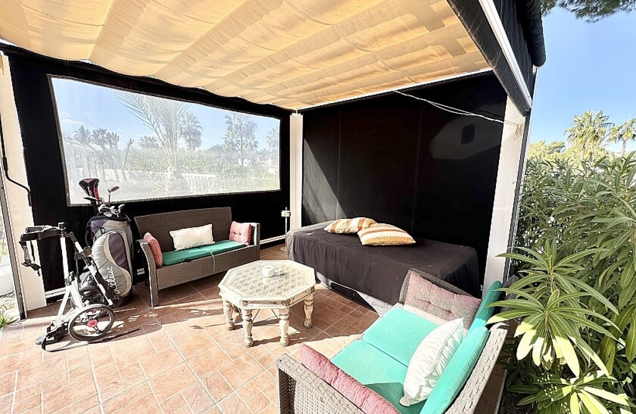 Resale - Villa - Orihuela Costa - Villamartín