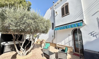 Resale - Villa - Orihuela Costa - Villamartín