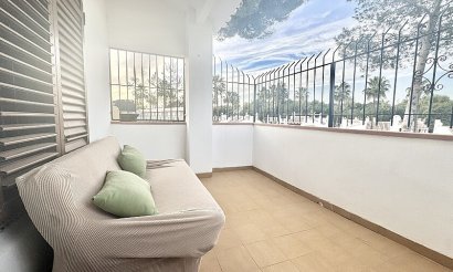 Resale - Villa - Orihuela Costa - Villamartín