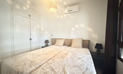 Resale - Villa - Orihuela Costa - Villamartín